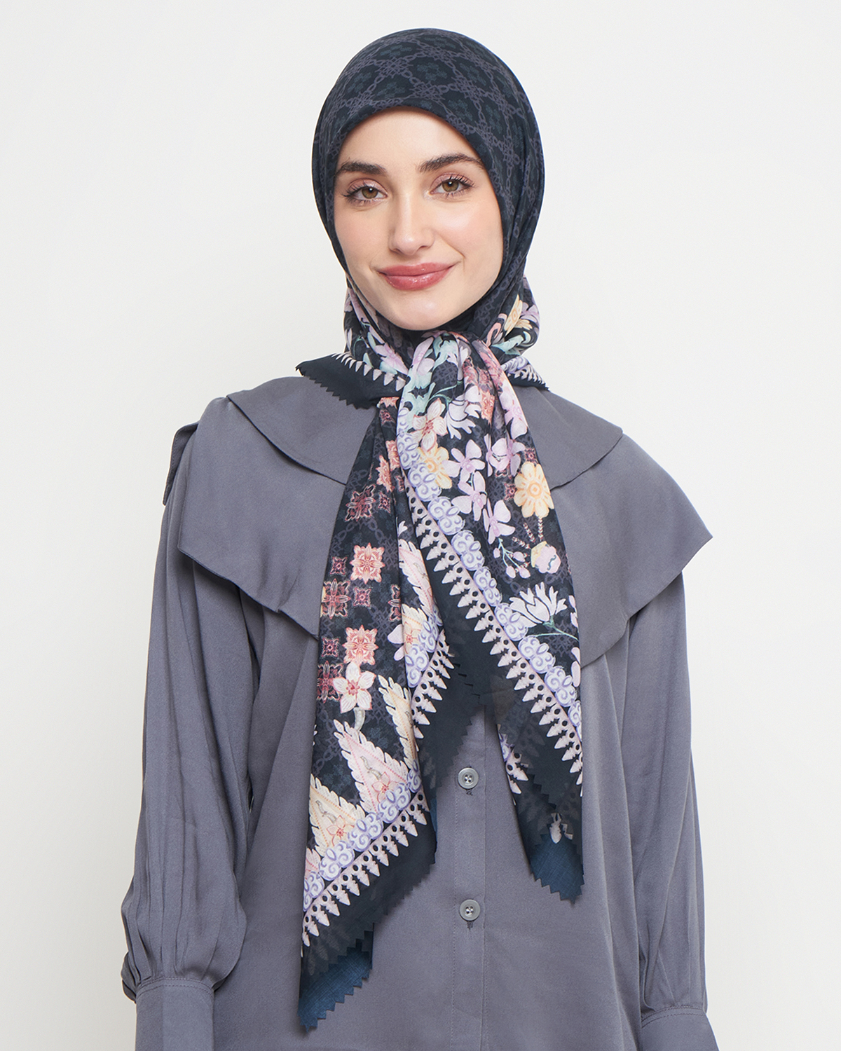 MIERTO Hijab Voal Eksklusif Tugu Monas & Ornamen Betawi Jakarta Heritage Series HJB10 Ultrafine Tryspan Voile Motif Khas Ibu Kota Cocok untuk Harian & Acara Spesial