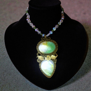 Kalung 725