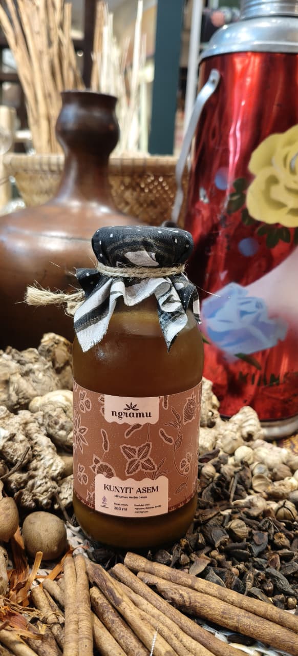 Ngramu Djamoe Kunyit Asem Jamu Siap Minum
