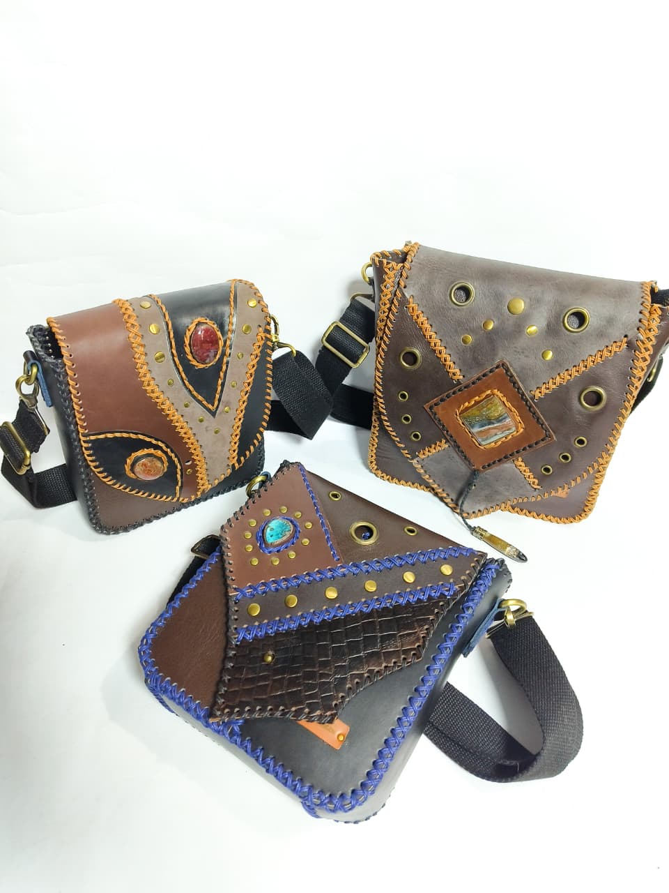 UwaisGen Tas Selempang Pria/Wanita Goni Kulit Asli Boho Caspian Bag