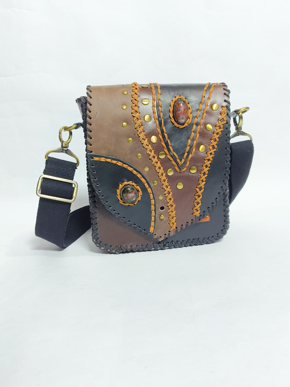 UWAISGEN Tas Selempang Kulit Tas Endek Etnik Bali Handmade Caspian Bag