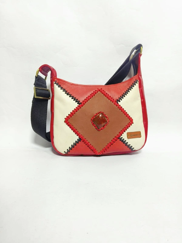 UWAISGEN Tas Selempang Kulit Tas Endek Etnik Handmade Bali Luna Slingag