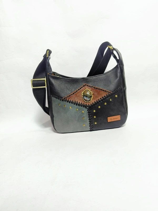 UWAISGEN Tas Selempang Kulit Tas Endek Etnik Handmade Bali Luna Slingag