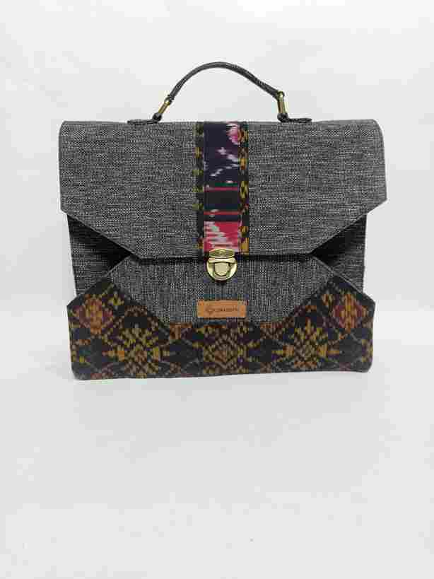UwaisGen Tas Etnik Bali Tas Laptop Faiz 16 Inchi Goni Endek Souvenir Tas Laptop Pria/Wanita Handmade