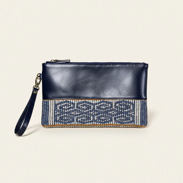 KAINNESIA Sekar Clutch - Tenun Kulit Sapi Asli