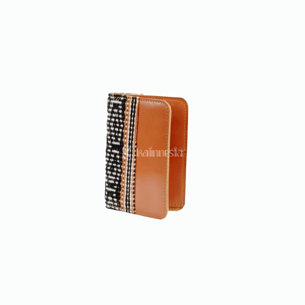 KAINNESIA Kymani Passport Cover - Tenun Kulit Sapi Asli