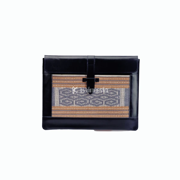 KAINNESIA Batara Laptop Sleeve Case - Tenun Kulit Sapi Asli