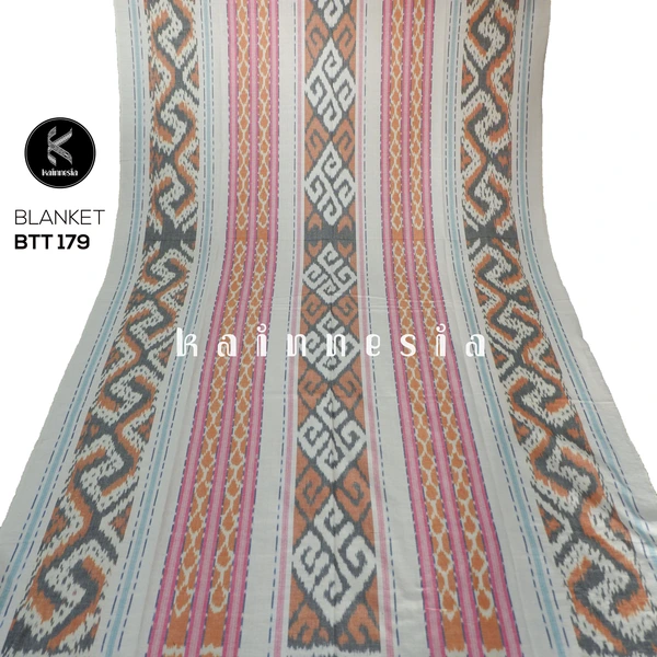 KAINNESIA KAIN TENUN - BLANKET TENUN TORAJA