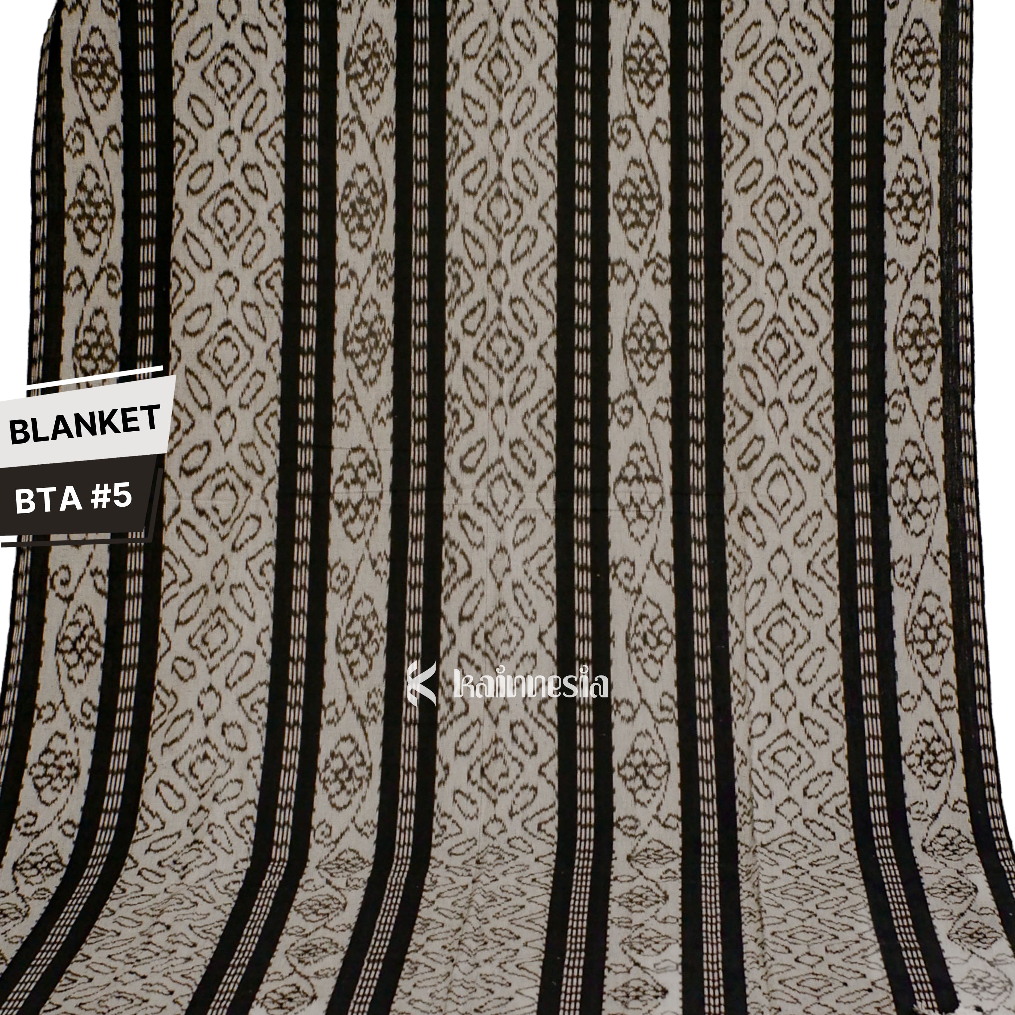 Kainnesia Kain Tenun Blanket Airbrush #1