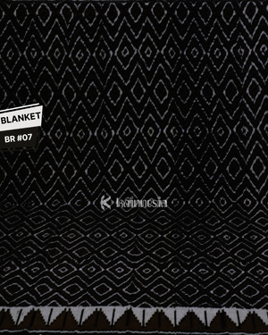 KAINNESIA Kain Tenun Rewoven Blanket Etnik Nusantara #1