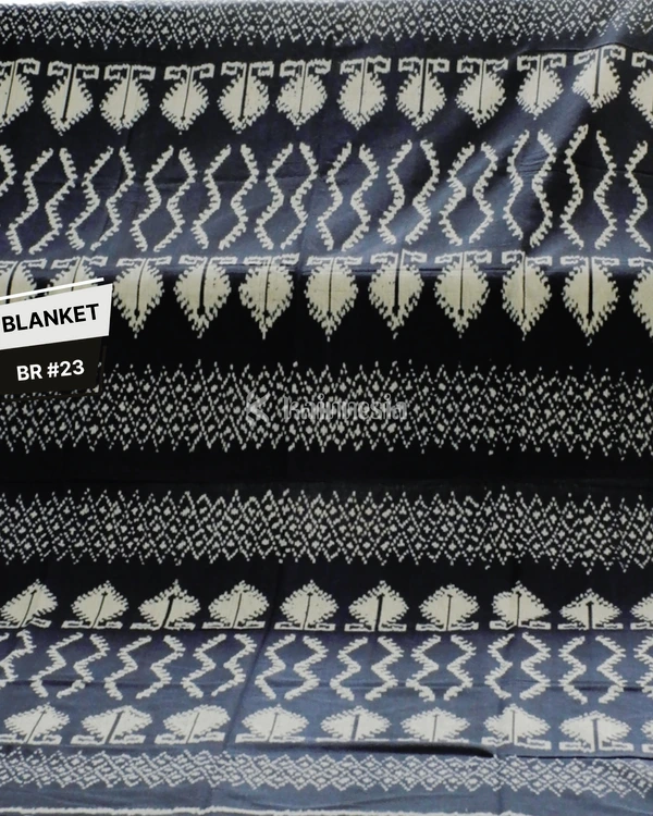 KAINNESIA Kain Tenun Rewoven Blanket Etnik Nusantara #2