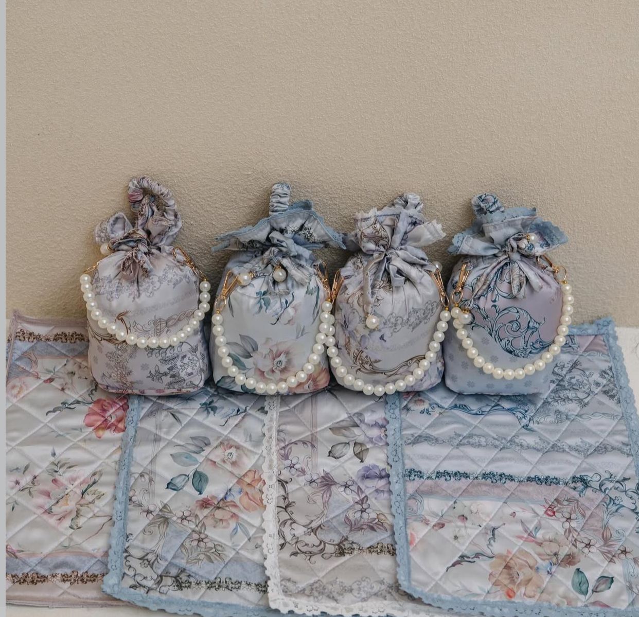 Mukena silk Flowt series