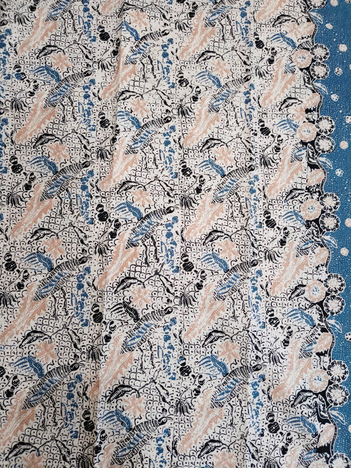 Batik Cap Motif Merak Sisik