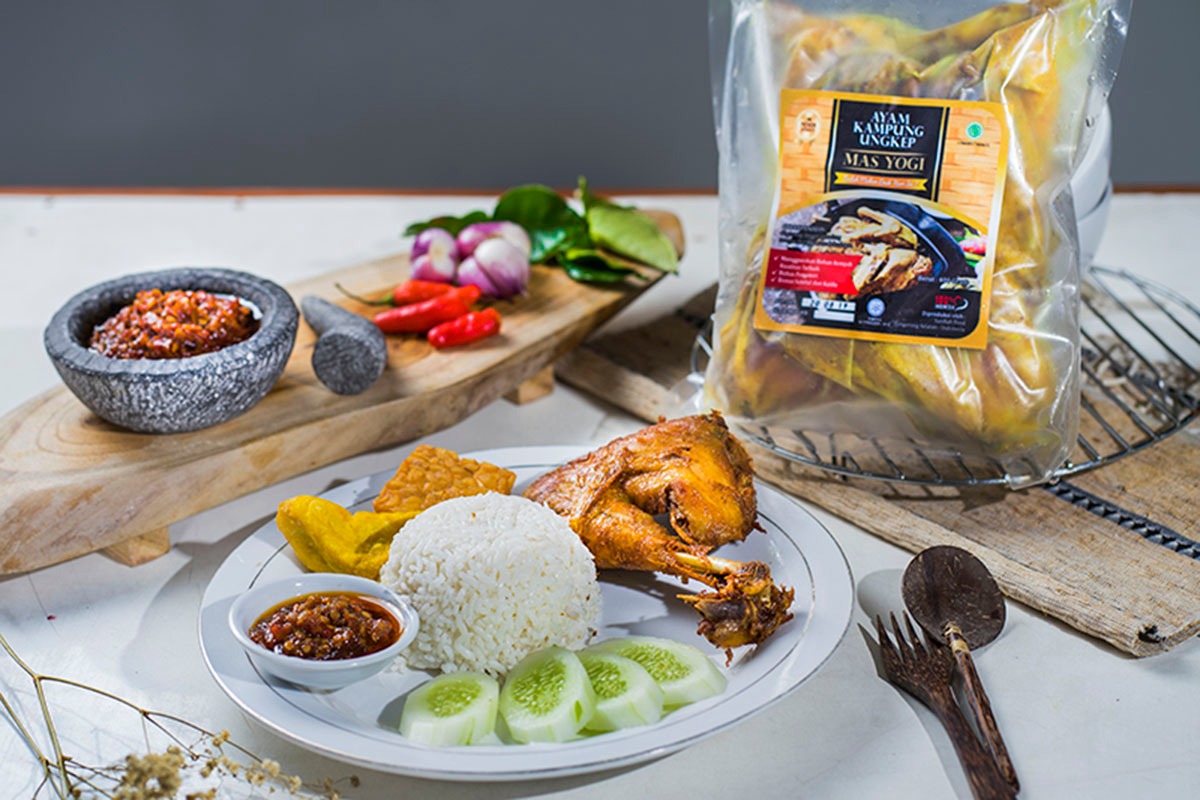 Ayam Ungkep Boiler 1 Ekor Free Sambal