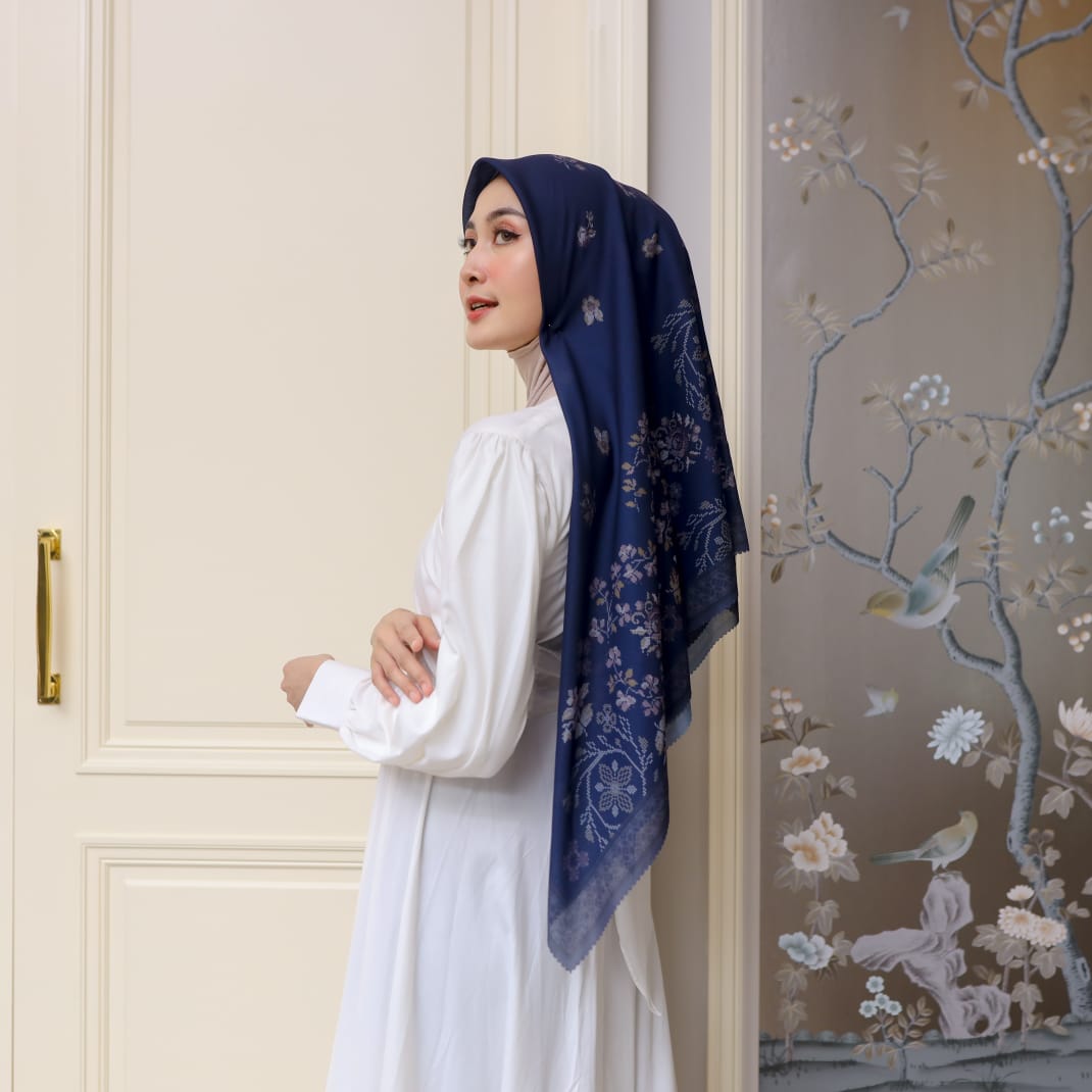 Jilbab Motif Segi Empat - Kembang Berkisah