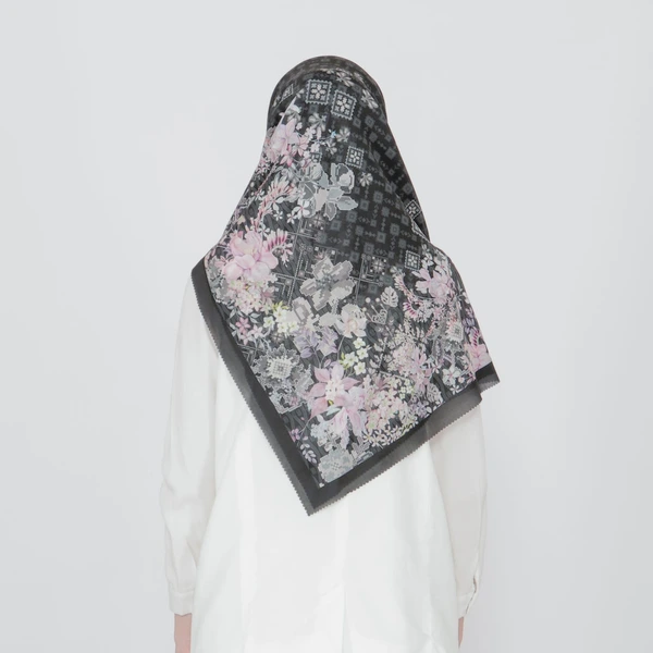 Jilbab Motif Segi Empat - Pesona Series
