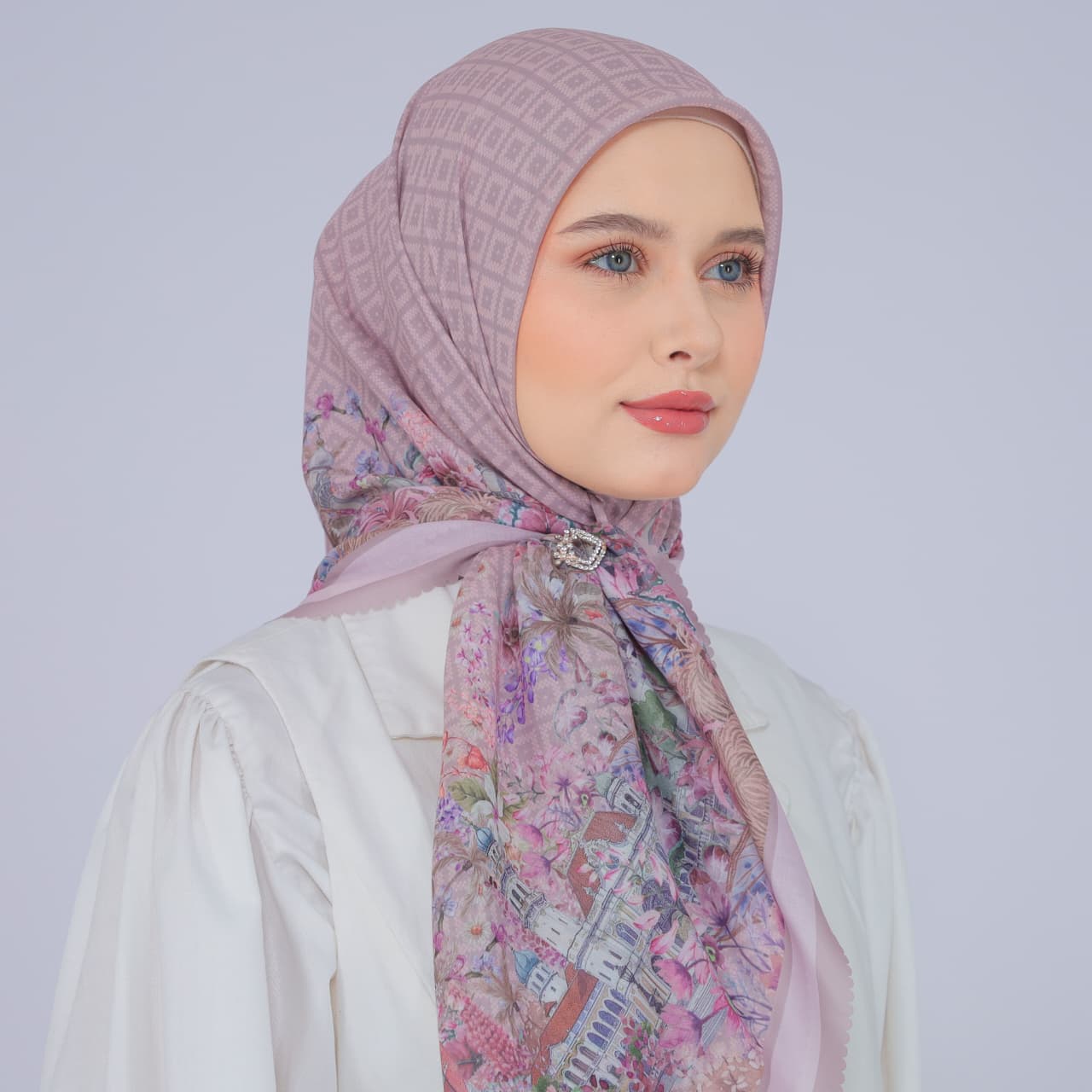 Jilbab Motif Segi Empat - Batavia Series