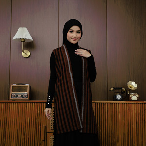 Outet tenun lurik red series