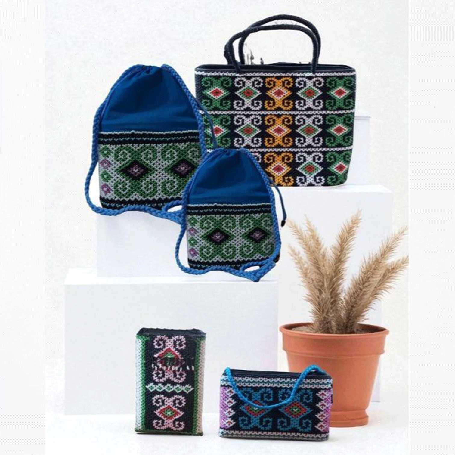 TAS MANIK KALIMANTAN | OLEH OLEH KHAS KALIMANTAN