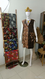 Outer coklat Nirina