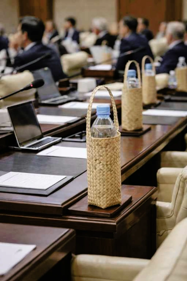 Taspurun bottle