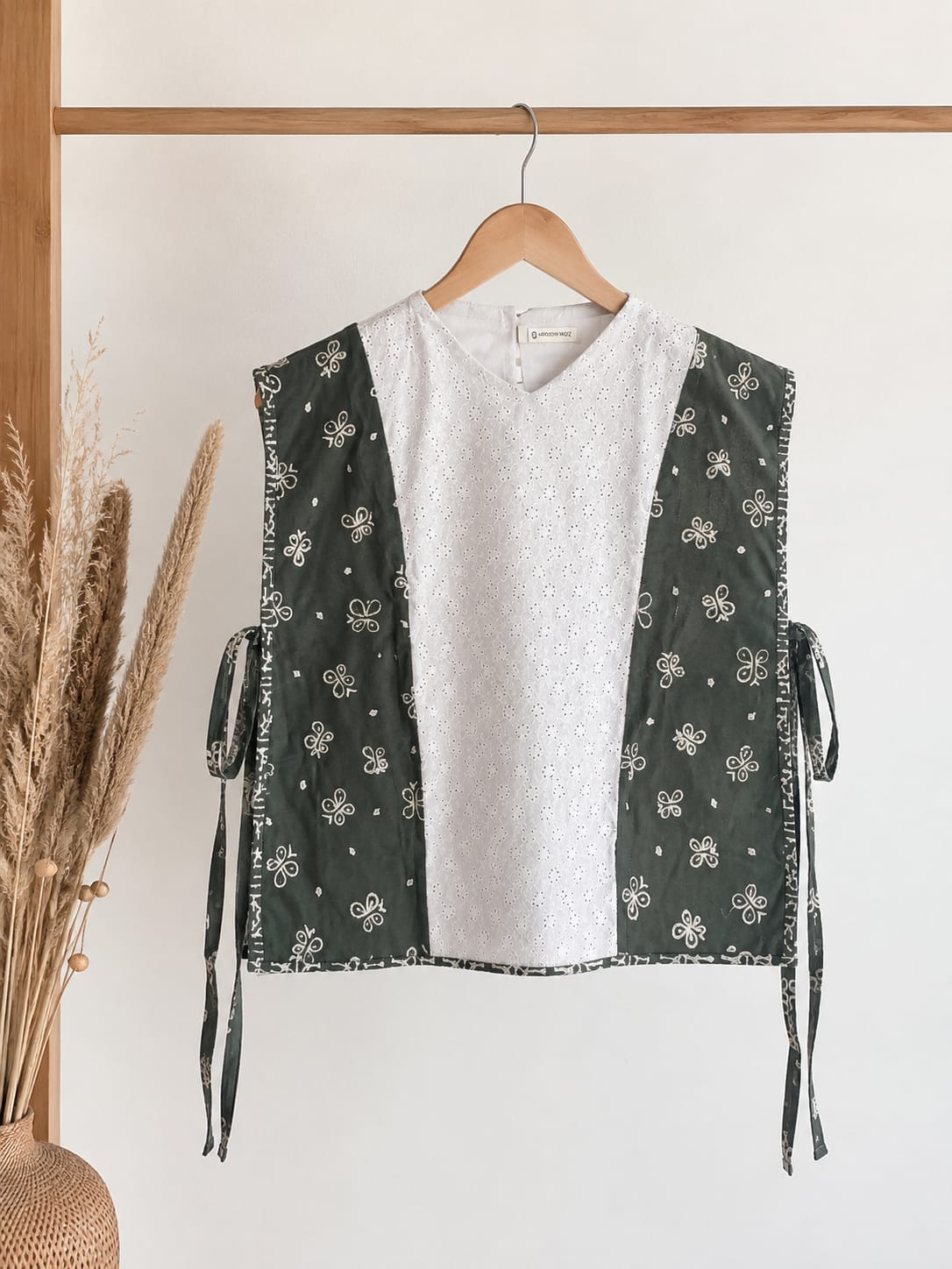 Aruna Vest | Metamorfosa Series | Batik Pewarna Alam x Katun
