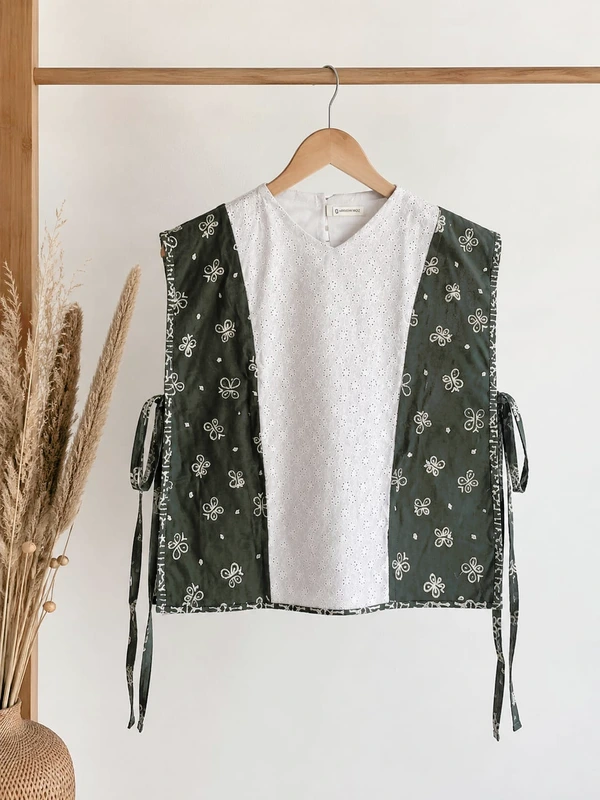 Aruna Vest | Metamorfosa Series | Batik Pewarna Alam x Katun