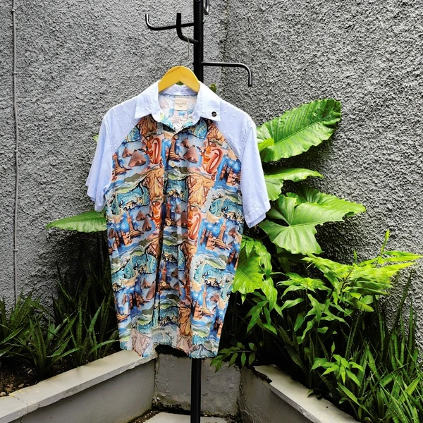 Kemeja Pria Katun Organik - Series Ruang Waktu (WITA) - Lengan Biru Muda