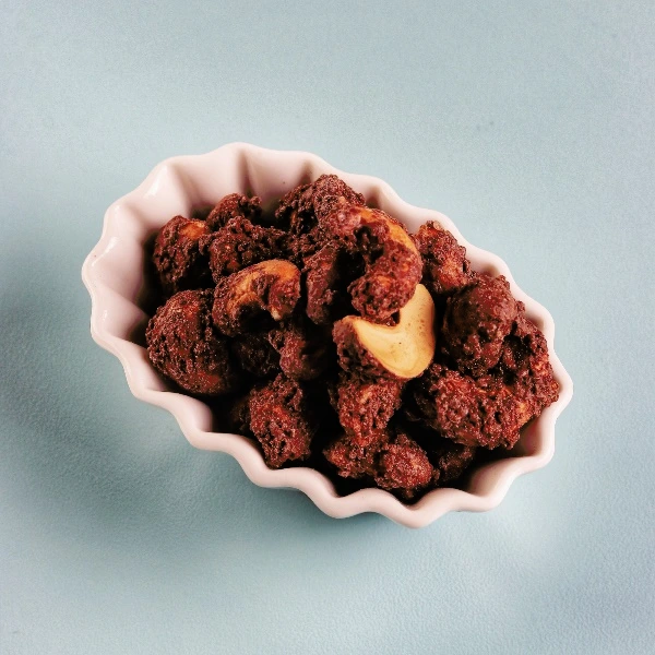 Souvenir Paket Hemat Cangcomak 3 in 1 Kacang Coklat Mete Coklat Almond Coklat Mede Salted Egg