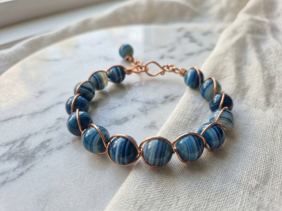 Gelang Batu Lilit