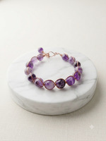 Gelang Batu Lilit