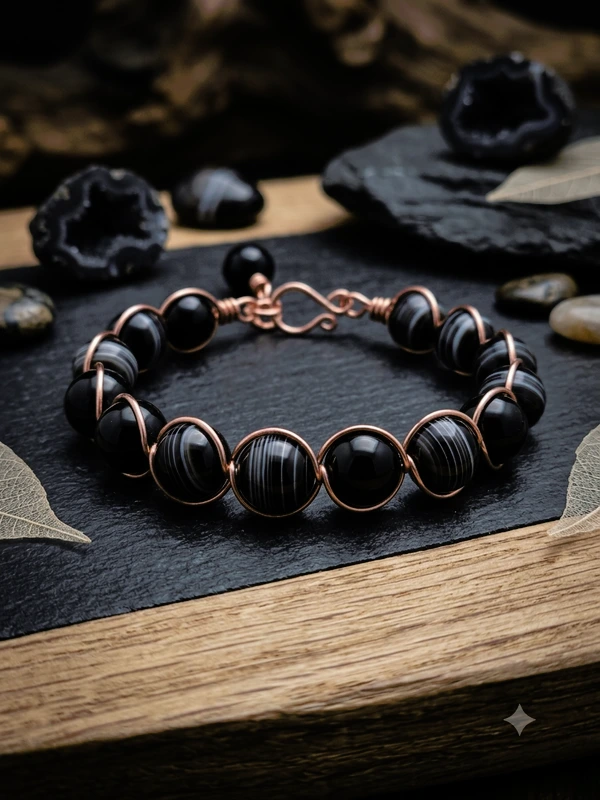 Gelang Batu Lilit