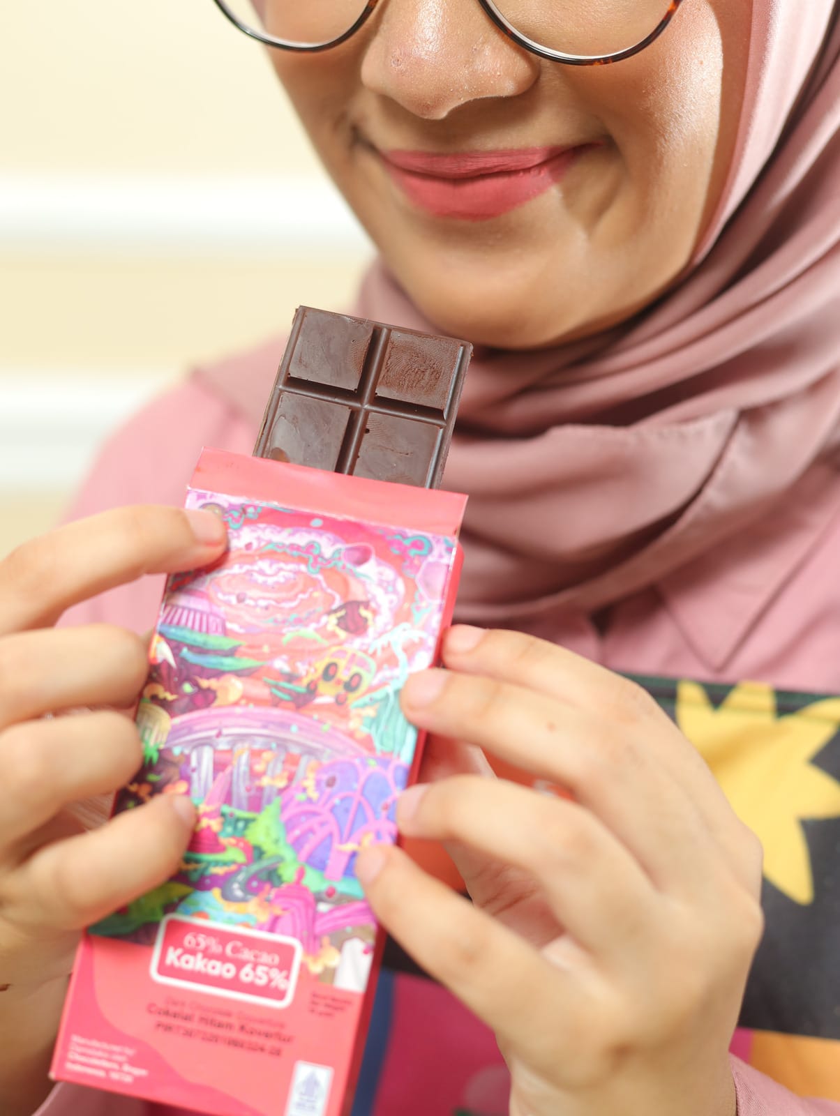 Chocoletters Chocolate Bar Couverture 65% Dark Chocolate Premium Cokelat Batangan 30 gram