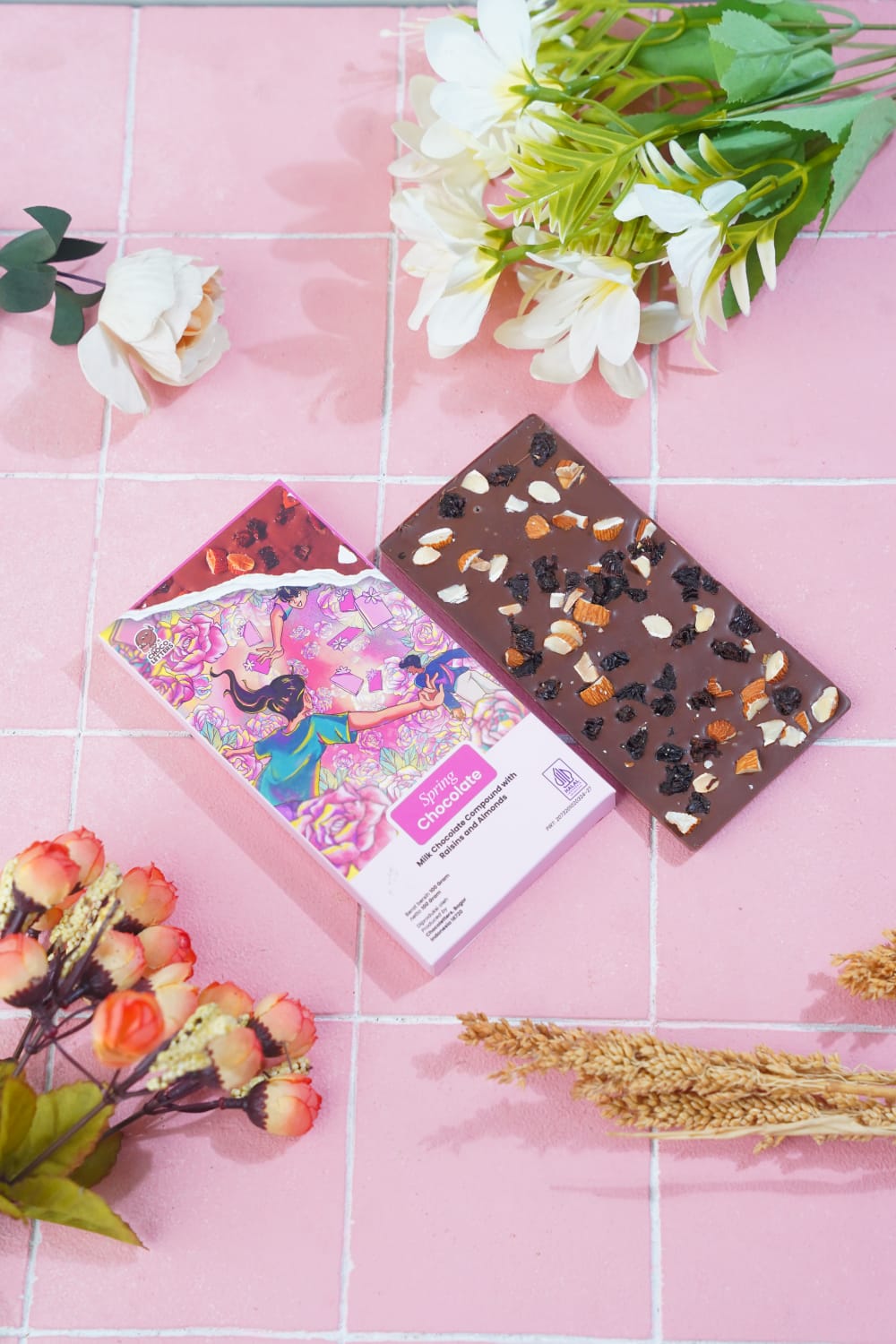 Chocoletters Chocolate Bar Milk Chocolate Almond Raisin Premium Cokelat Susu Kacang Almond Kismis