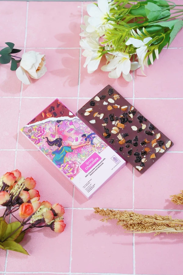 Chocoletters Chocolate Bar Milk Chocolate Almond Raisin Premium Cokelat Susu Kacang Almond Kismis