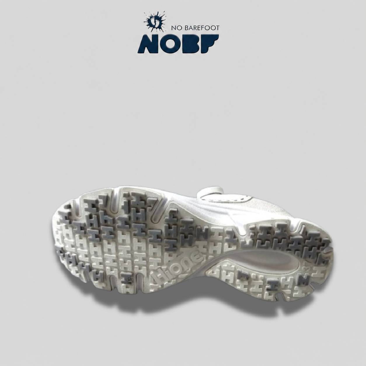 Sepatu Golf Hione W243D Silver/White – Full Kulit Asli, Empuk & Stylish