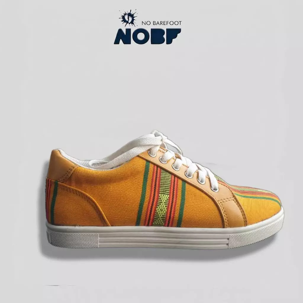 Sepatu Wanita Amber Heritage – Orange Motif | Knitted Textile Breathable | Ringan & Stylish