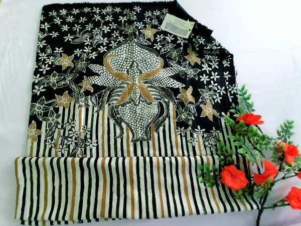Batik Sekarwaru