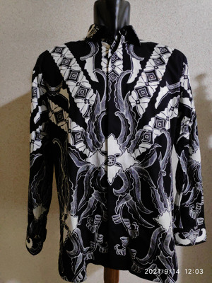 Kemeja batik tulis