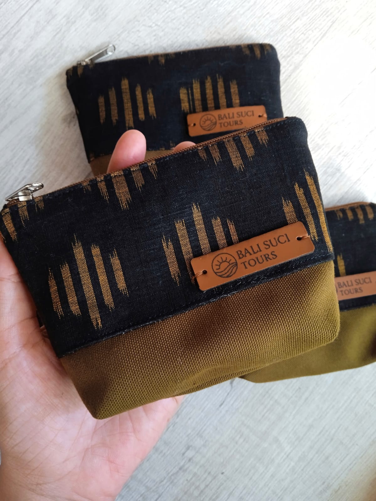Violet Pouch