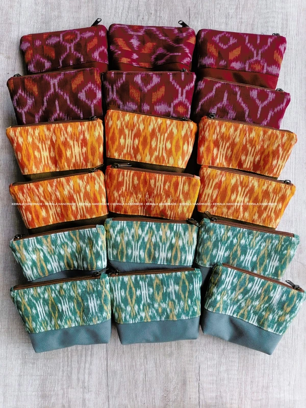 Violet Pouch