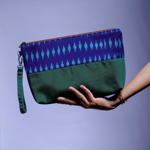 Lavantara Pouch