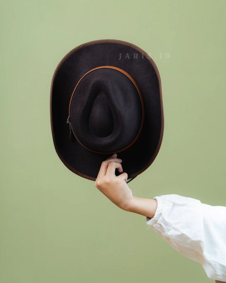 Topi Koboi Lokal Semi Laken