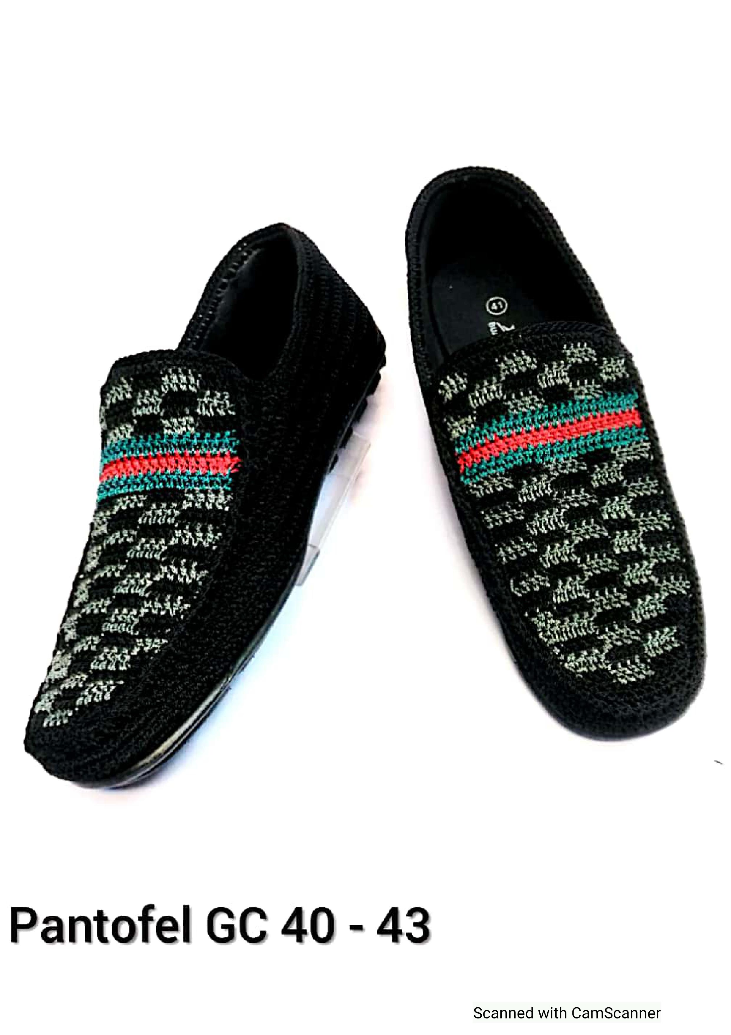 Sepatu Rajut Pria