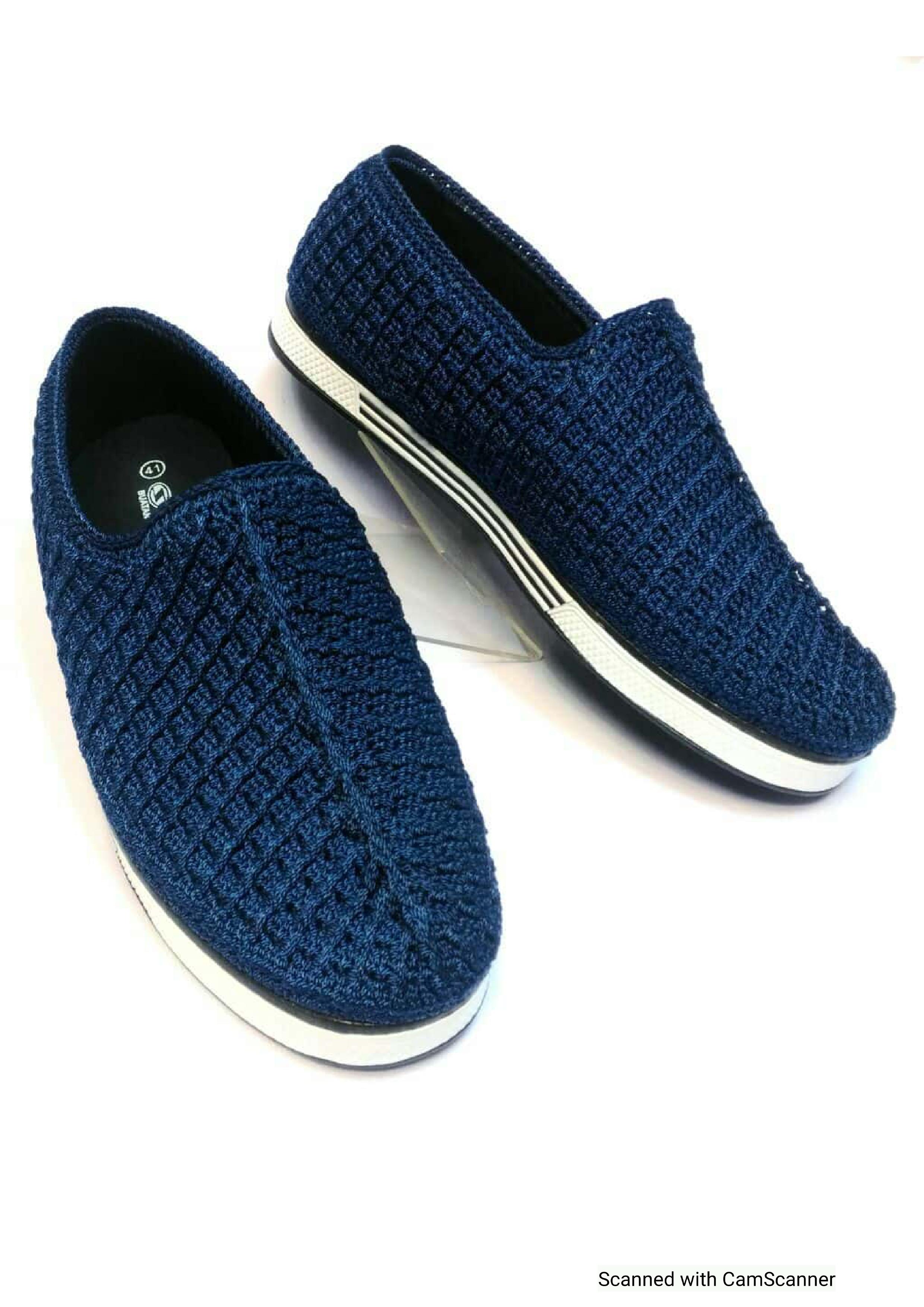 Sepatu Rajut Pria