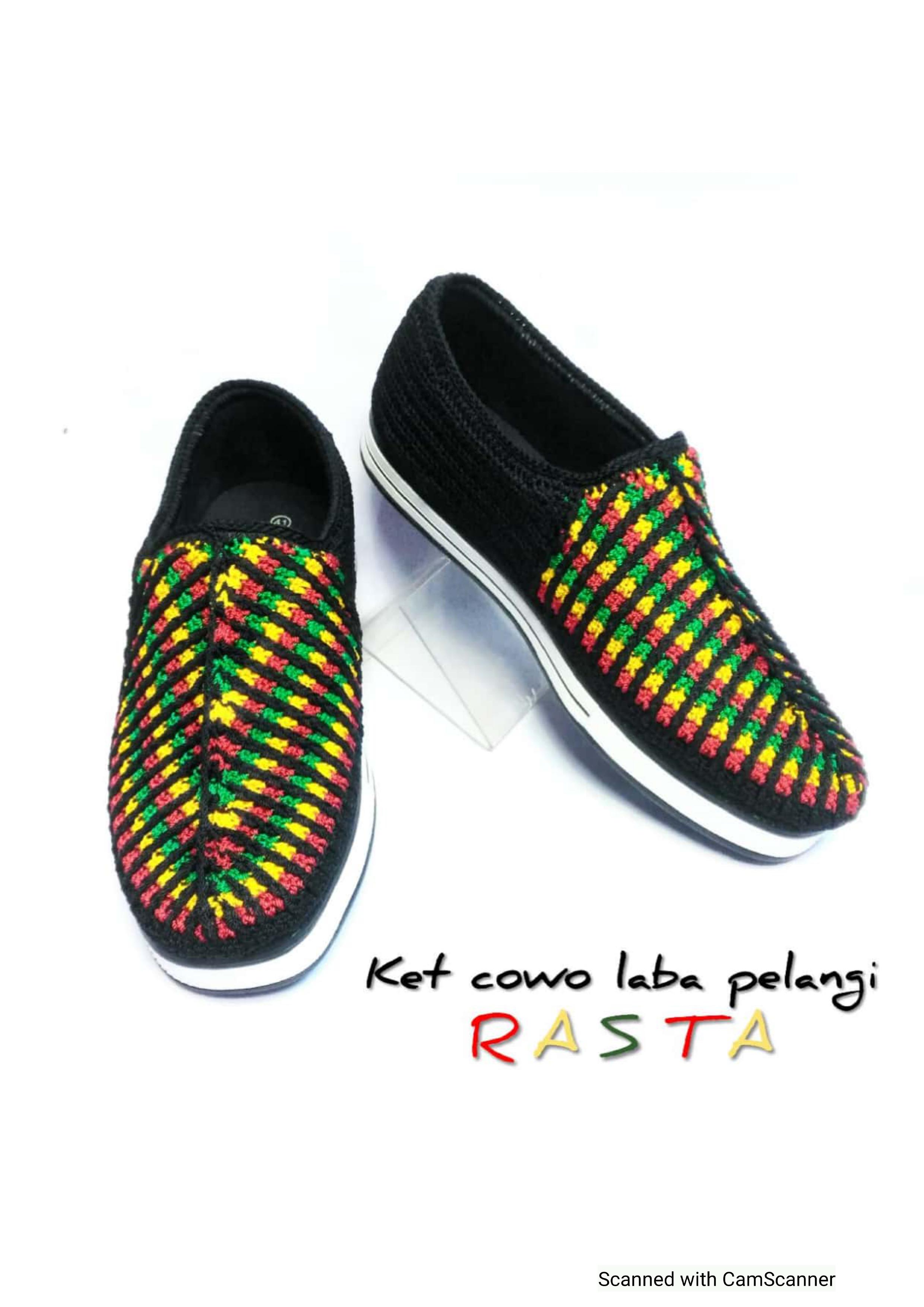 Sepatu Rajut Pria