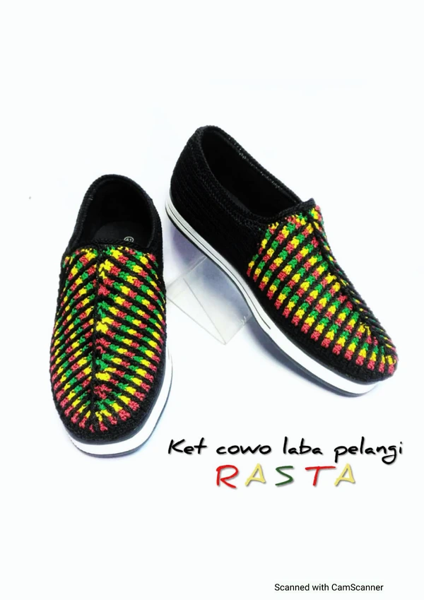Sepatu Rajut Pria