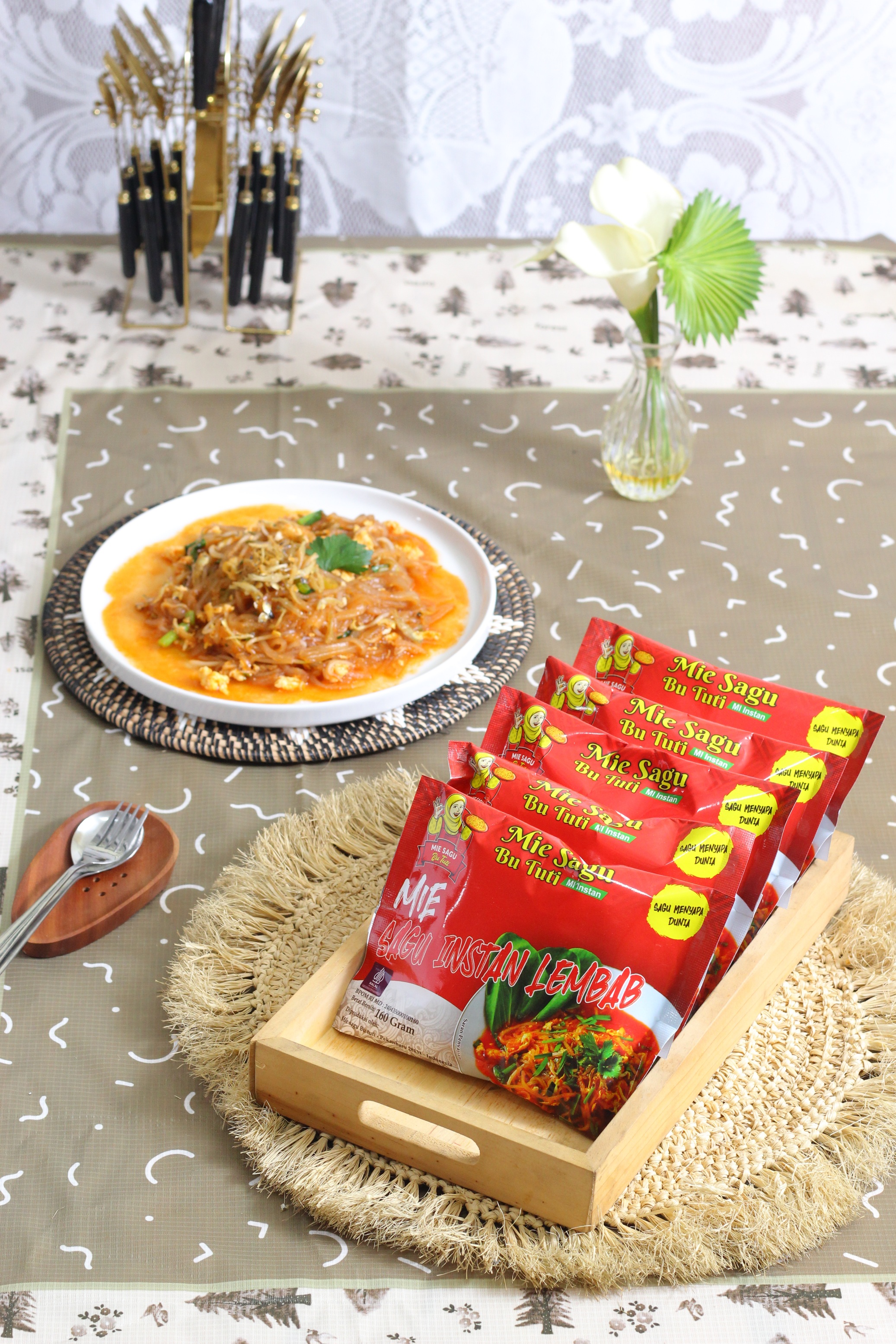 Mie Sagu Instan Bu Tuti