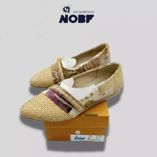 Sepatu Flat Wanita Motif Daun Alami Handmade – Natural Dye (Ecoprint)