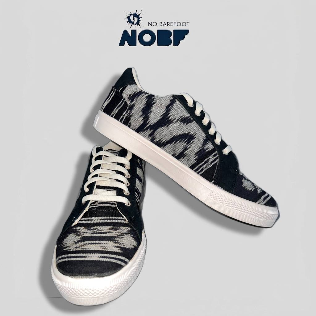 Sepatu Pria Noir Heritage – Hitam Motif | Knitted Textile Breathable | Stylish & Nyaman